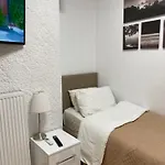 Perea * Peraía